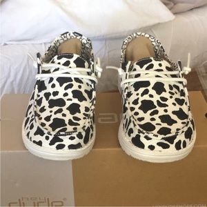 Hey Dude slip on shoes. Size 7. Wendy Milky Way. Excellent condition